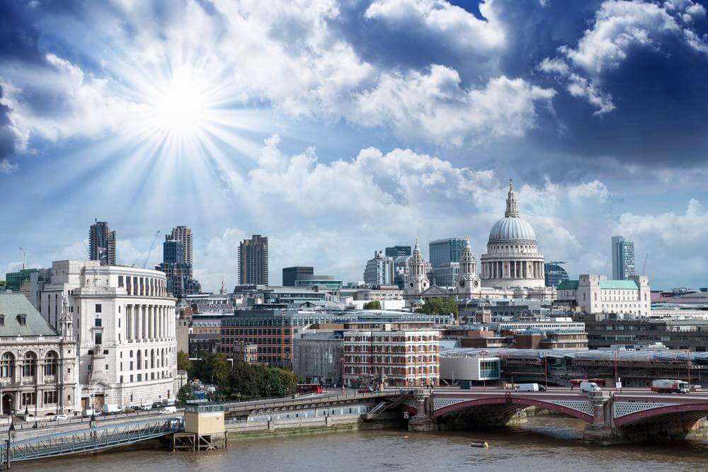 London Tops List of Attractive Cities for Business