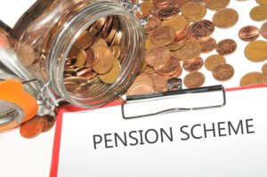 UK Employers Favour Initial Tax Relief for Pension Contributions